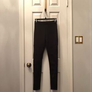 NWOT HOLLISTER BLACK SPANDEX LEGGINGS